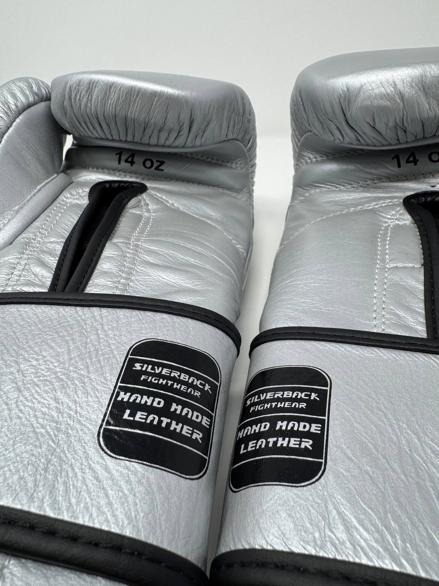 GANTS DE BOXE SILVERBACK - TM-200 - Argenté