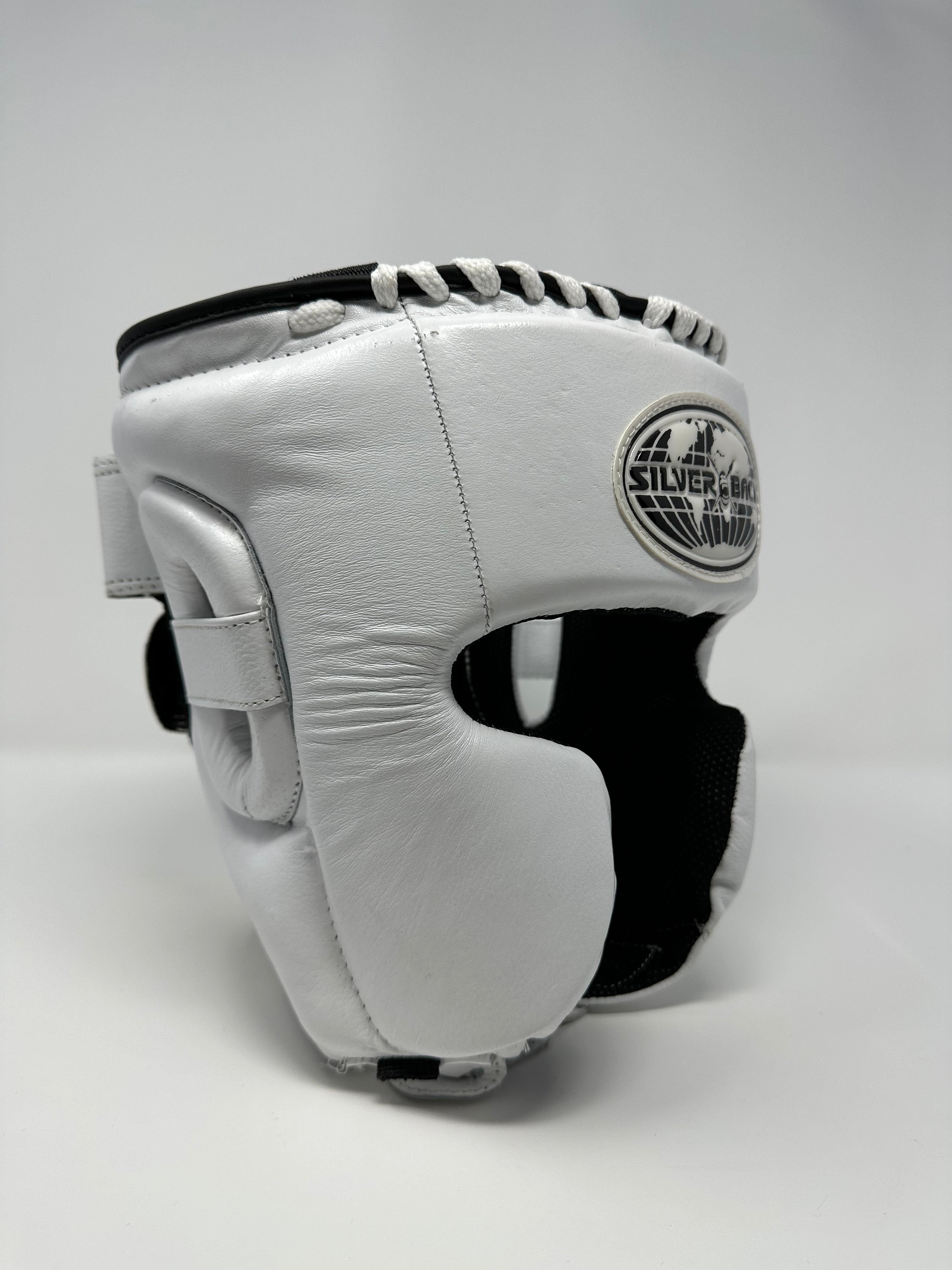 casque-de-boxe-cuir-blanc-silverback-fightwear