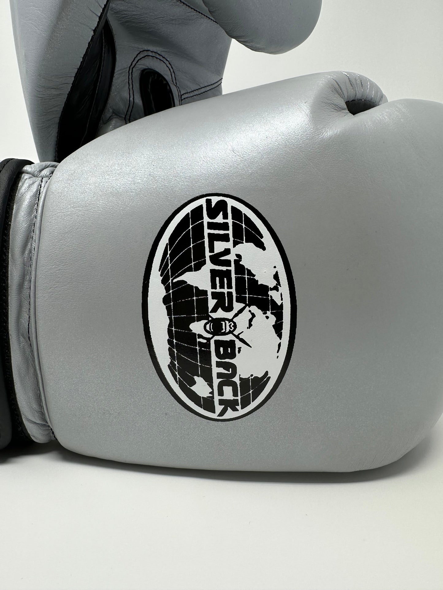 GANTS DE BOXE SILVERBACK - TM-200 - Argenté